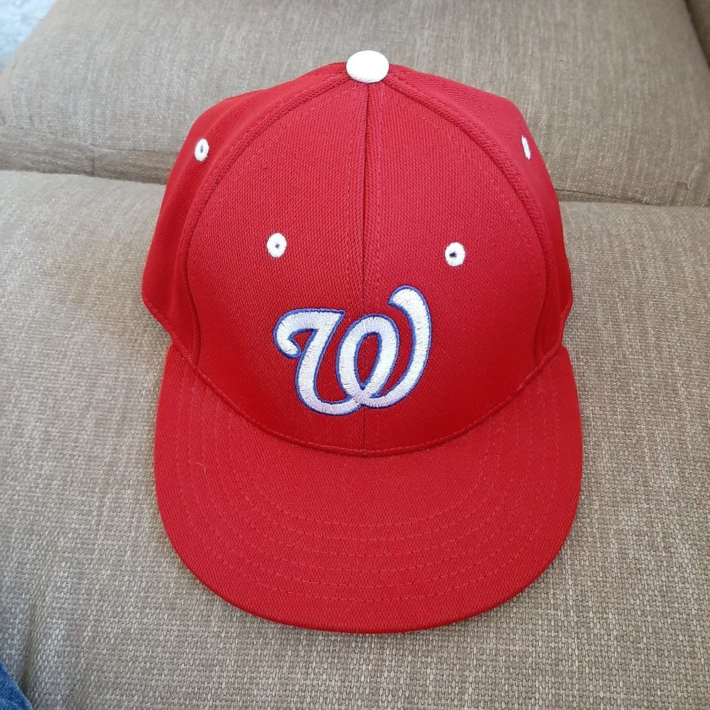 OC Sports Team Green, Washington Nationals Baseball Cap, XS/S, Red Cap
